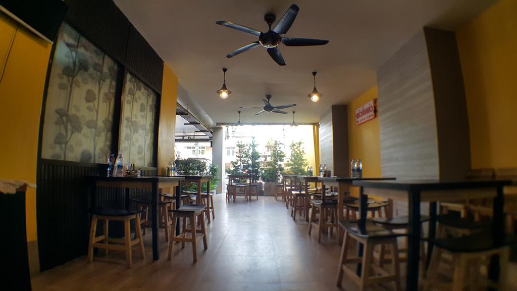 Ck2 Hotel Bangkok Kültér fotó