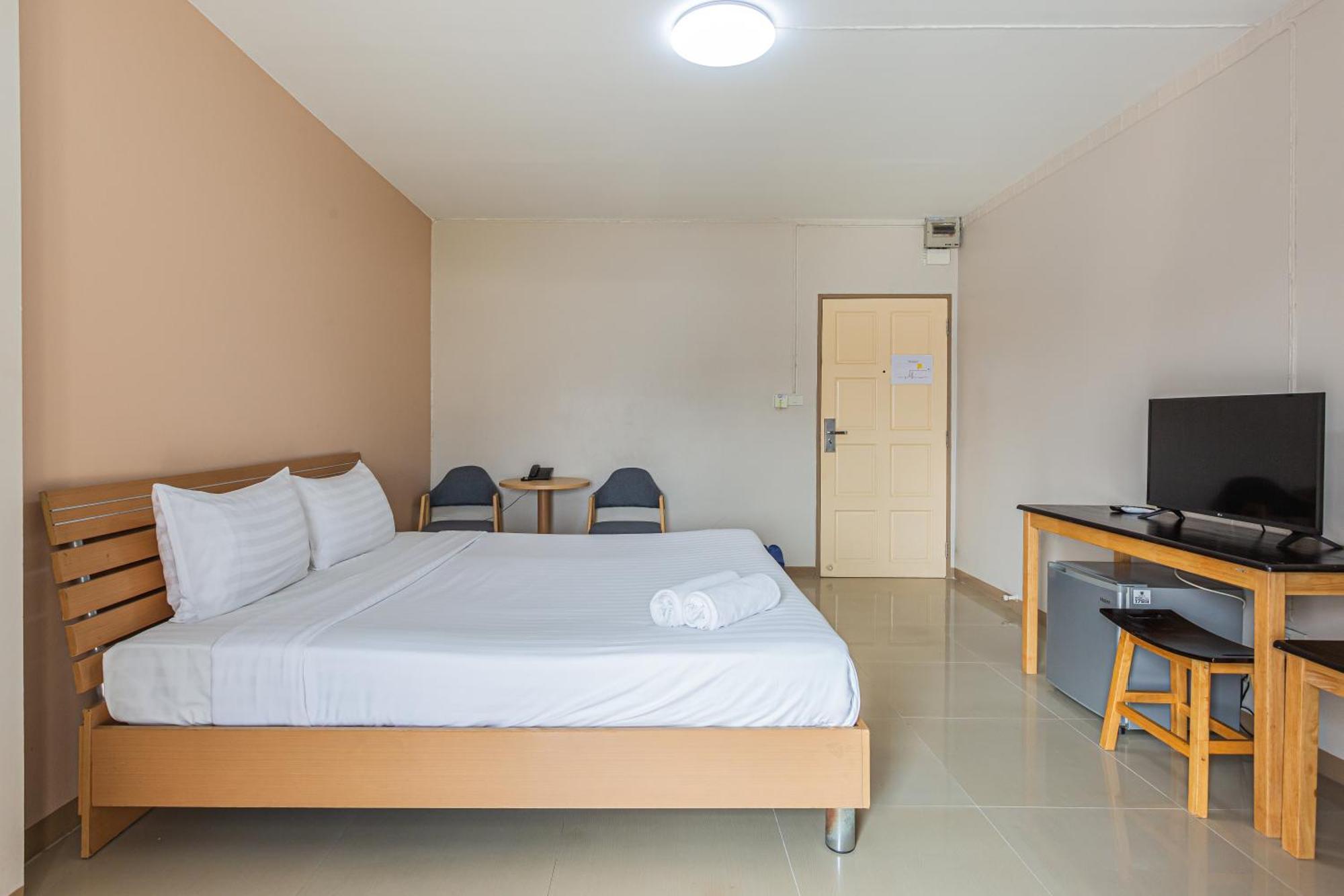 Ck2 Hotel Bangkok Kültér fotó