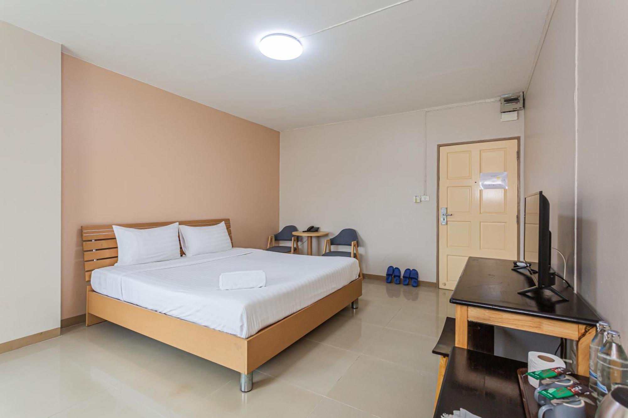 Ck2 Hotel Bangkok Kültér fotó