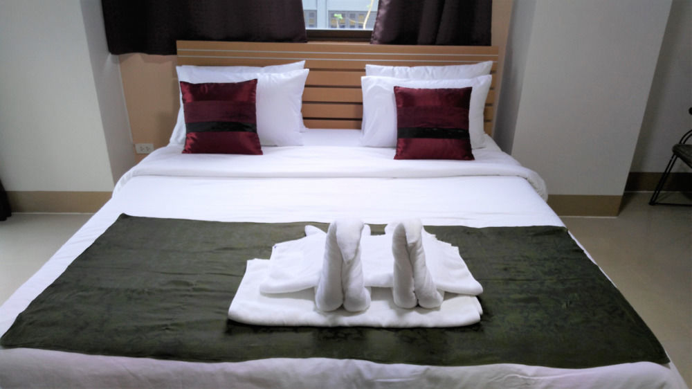 Ck2 Hotel Bangkok Kültér fotó