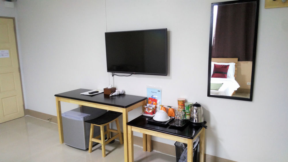 Ck2 Hotel Bangkok Kültér fotó